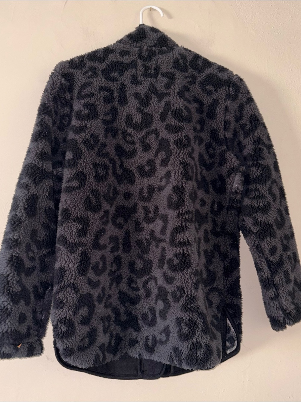 Member's Mark Charcoal Gray Black Leopard Cozy Sherpa Snap Front Jacket Small - Picture 4 of 4